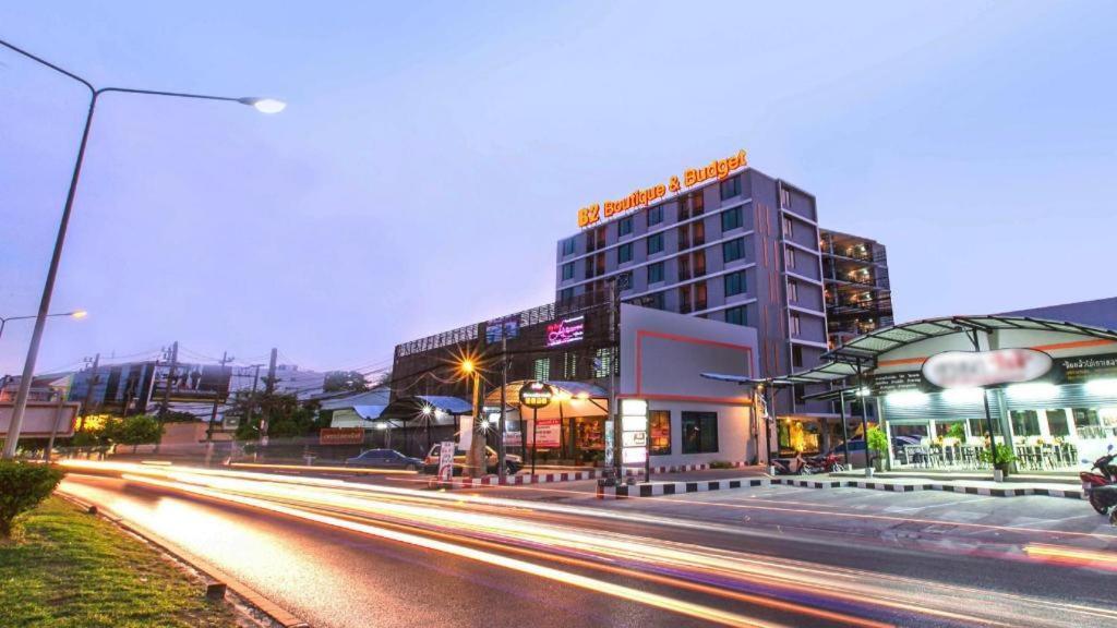 B2 Phuket Boutique & Budget Hotel Экстерьер фото
