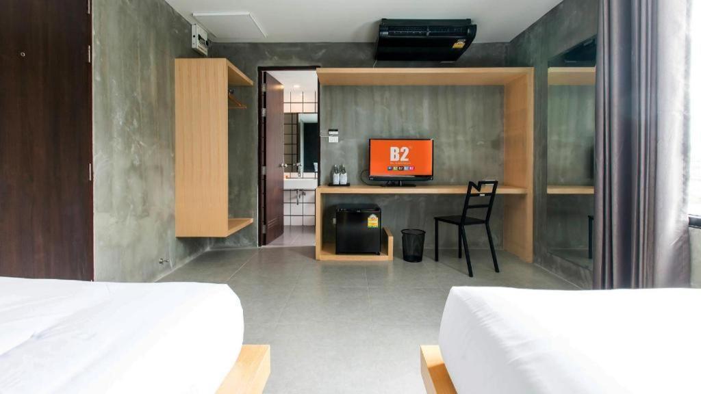 B2 Phuket Boutique & Budget Hotel Экстерьер фото