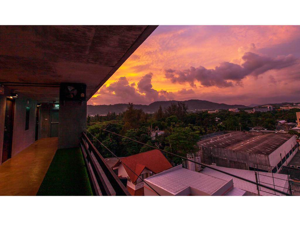 B2 Phuket Boutique & Budget Hotel Экстерьер фото